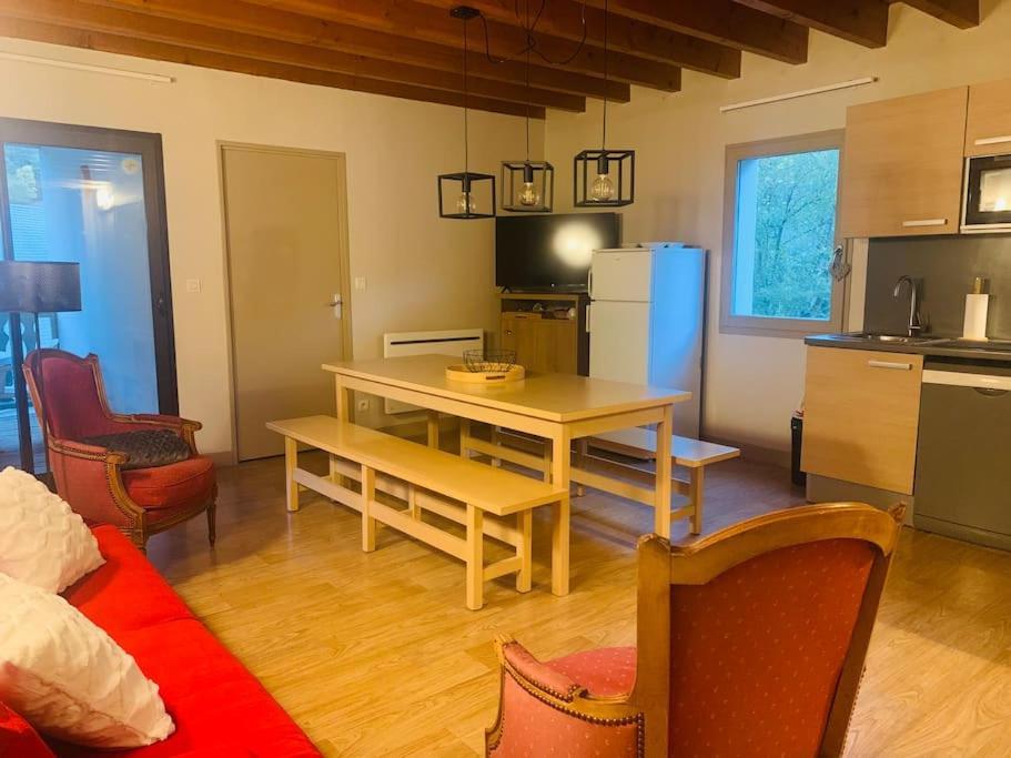 Appartement Chaleureux Chez Nadege Et Raphael Arreau Exterior foto